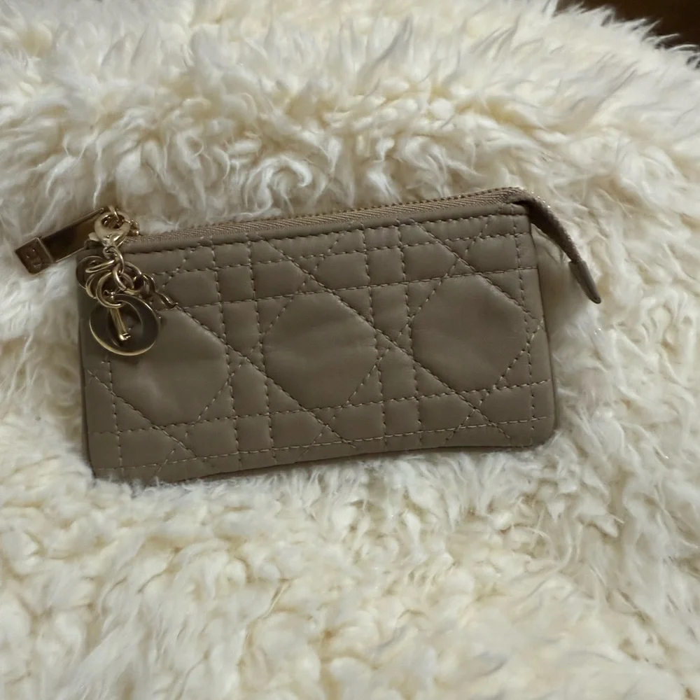 🔥 SALE 🔥 Dior Cannage Quilted Tan Card Wallet